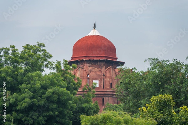 Obraz The Red Fort, also known as Lal Qila is a historic fort in Delhi, India. The view from the outside
