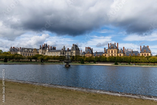 Obraz View of the royal residence in France
