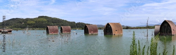 Obraz 水没した廃ペンション（バブル遺産とバブル崩壊）