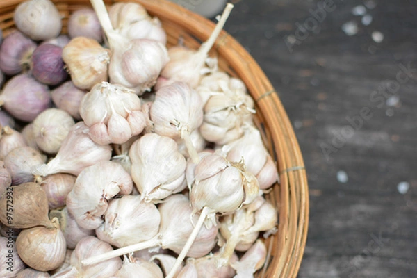 Fototapeta Garlic in basket.
