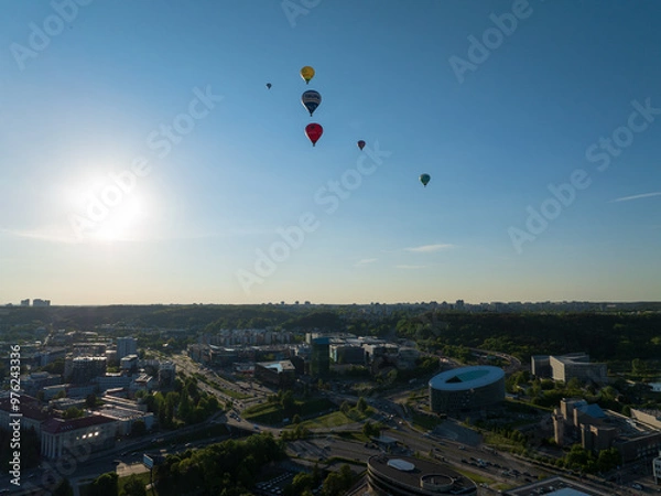 Fototapeta Balloons over Vilnius