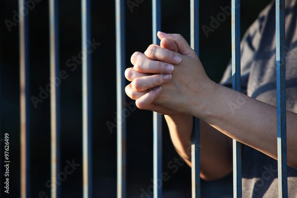 Obraz Modlitwa ręczna w więzieniu