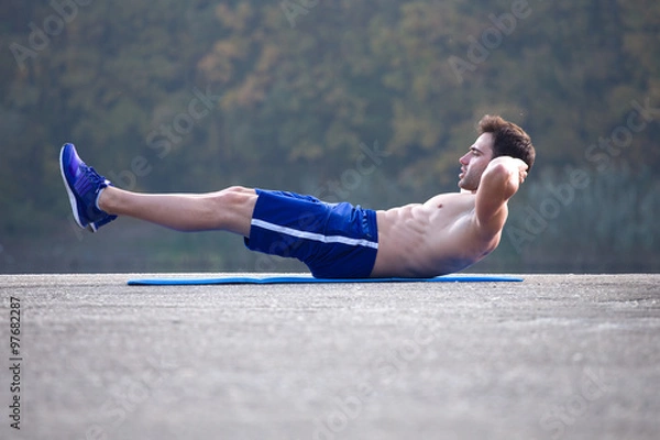 Obraz crunches outdoor
