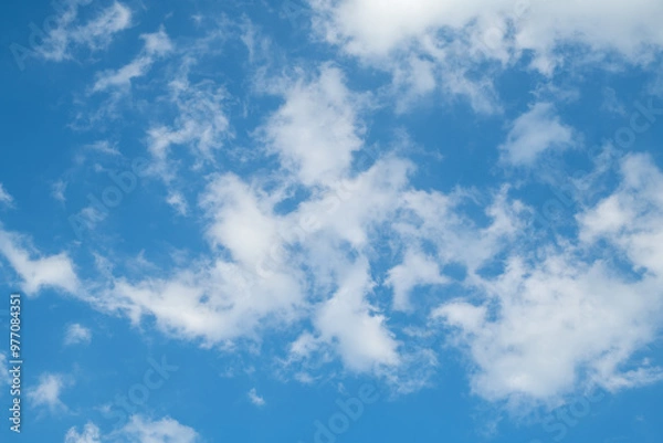 Obraz 晴れた日の日本の空、青空と雲