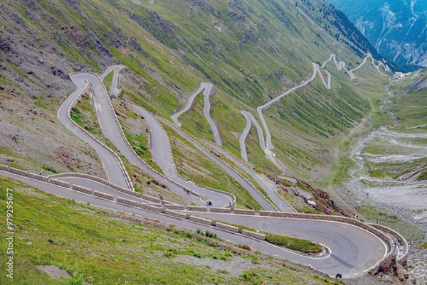 Fototapeta Stelvio (Stilfs), South Tyrol, Italy: View of the eastern ramp of the Stelvio Pass from the top