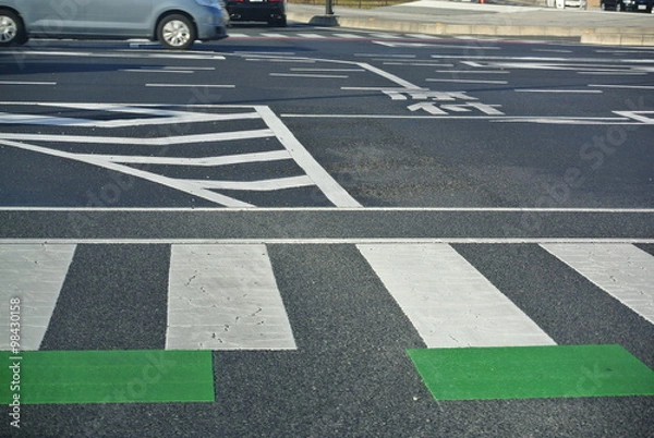 Fototapeta 横断歩道　交通安全