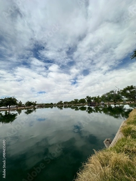 Obraz clouds over the lake