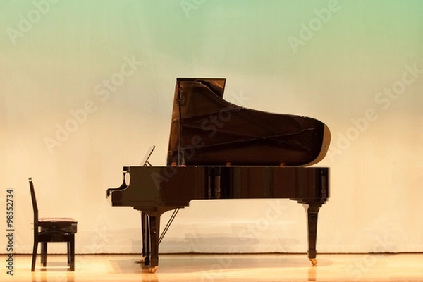 Obraz 発表会の開演を待つピアノ