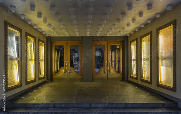 Obraz Stare wejście do teatru