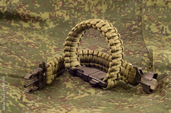 Obraz Bransoletka przetrwania