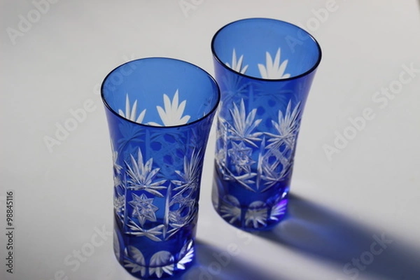 Obraz 青色の切り子のペアグラス