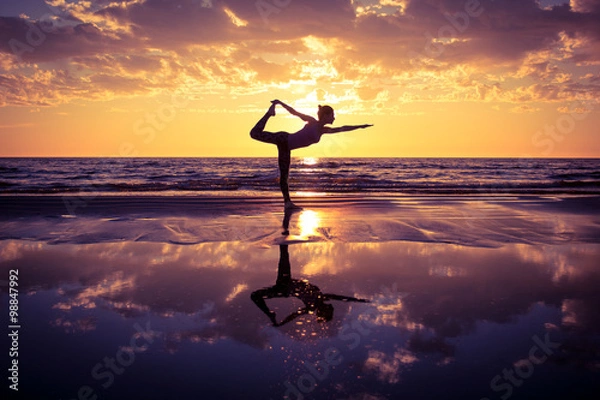 Obraz Kobieta ćwicząca jogę