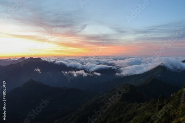 Obraz 夜明け前の石鎚山頂上からの朝焼け