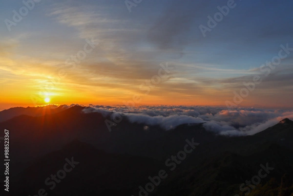 Obraz 石鎚山頂上からの朝焼けと御来光