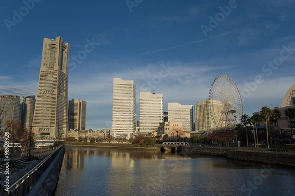 Obraz 横浜みなとみらいの早朝、夜明けの風景