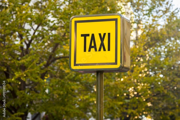 Obraz Taxi stand, waiting for the trip.
