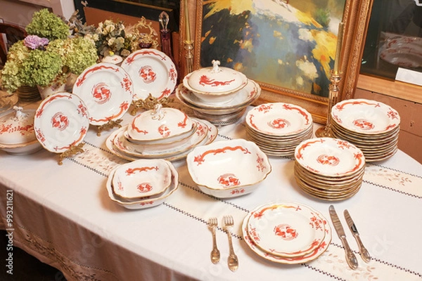 Obraz Collectible porcelain set of the Red Dragon ser
The works of the famous Meissen manufactory  are unique pieces of art of high artistic level and royal style, having world renown and collectible value