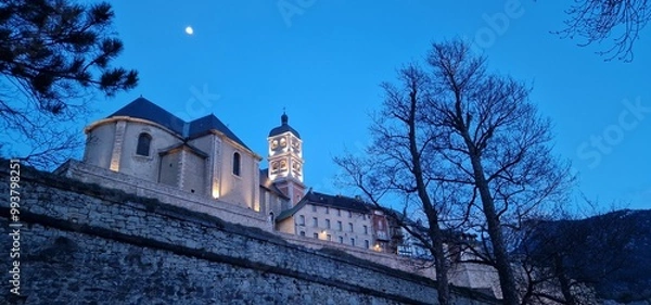Fototapeta Church of Notre-Dame  historical center of Briançon is a UNESCO World Heritage site, renowned for its impressive fortifications and rich architectural heritage. Nestled in the French Alps, Briançon fe