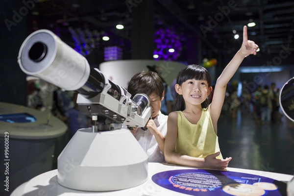 Obraz Children in science and technology museum