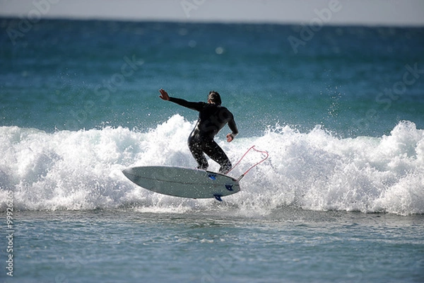 Fototapeta ein Wellenreiter