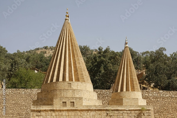 Obraz Yazidi temple rooftop