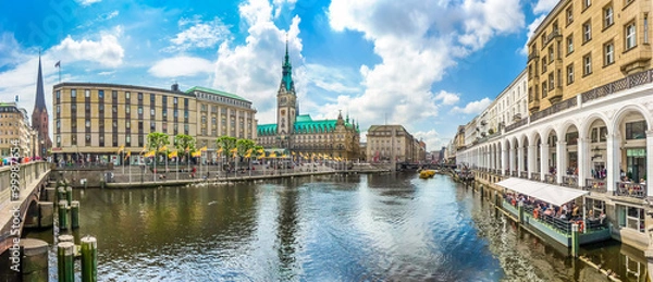 Fototapeta Centrum Hamburga z ratuszem i rzeką Alster, Niemcy