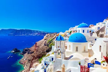 Fototapeta Miasto Oia na wyspie Santorini, Grecja. Kaldera na Morzu Egejskim.