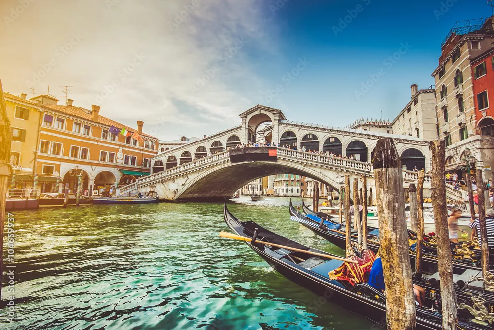 Fototapeta Canal Grande z mostem Rialto o zachodzie słońca, Wenecja, Włochy