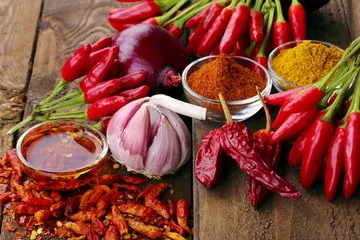 Fototapeta Chilli, czosnek i cebula
