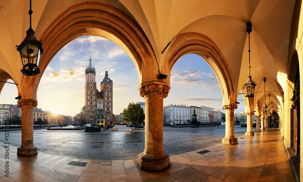Fototapeta Kraków o wschodzie słońca, Polska.
