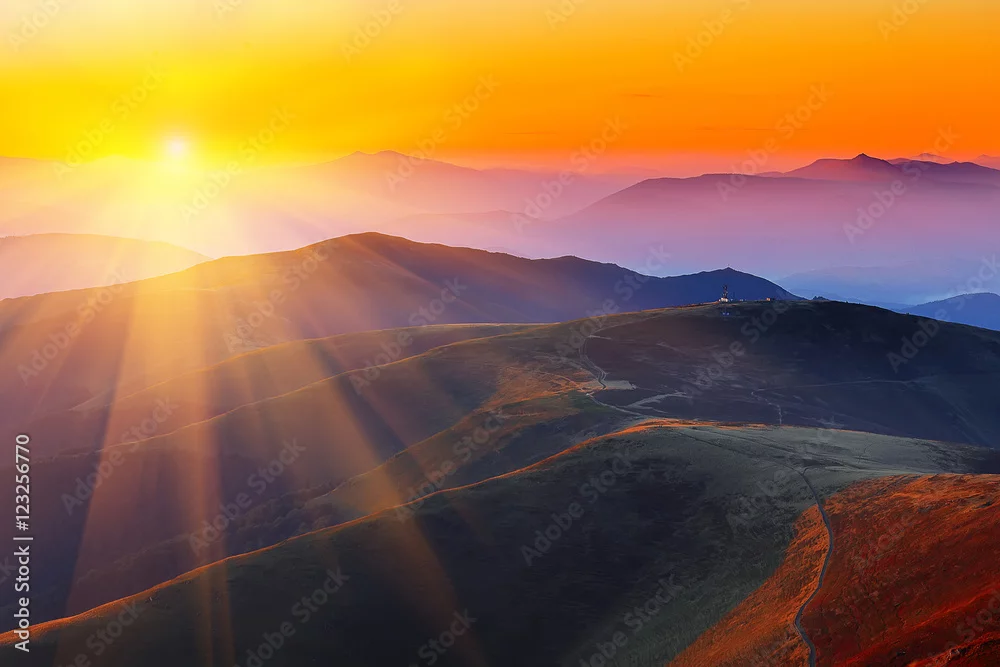 Obraz Magiczny Wschód Słońca w Górach