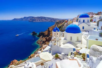Fototapeta Piękne miasto Oia na wyspie Santorini, Grecja