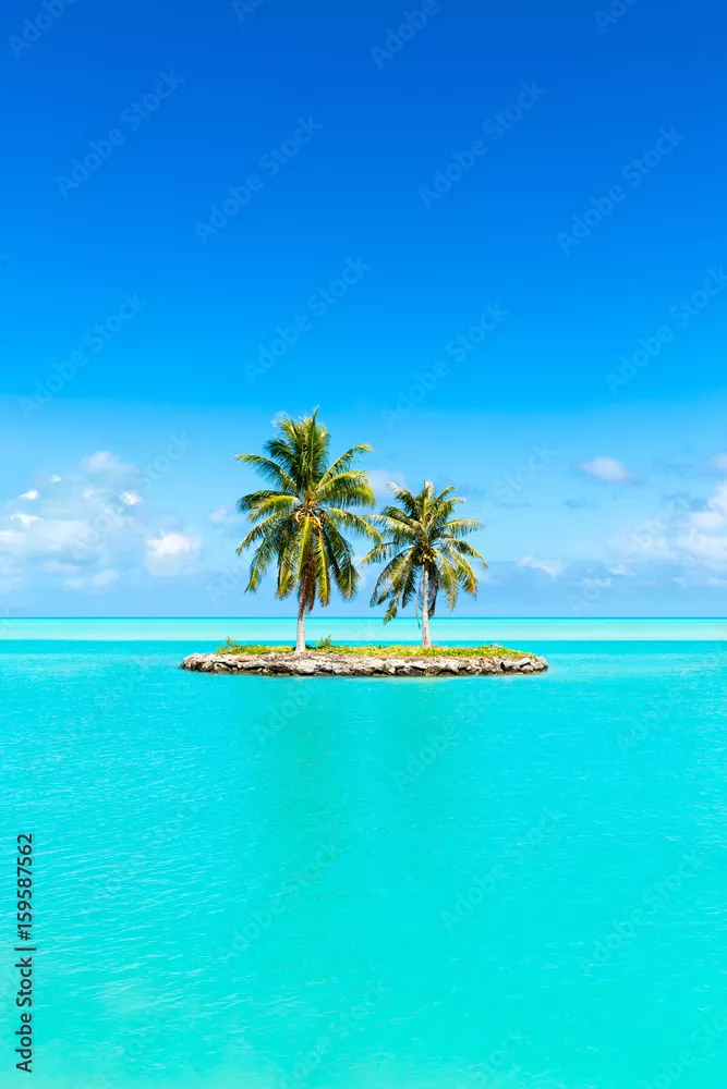 Fototapeta Wakacje na samotnej wyspie w tropikach