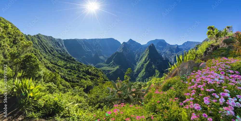 Fototapeta Panorama Cirque de Mafate na wyspie La Reunion we Francji