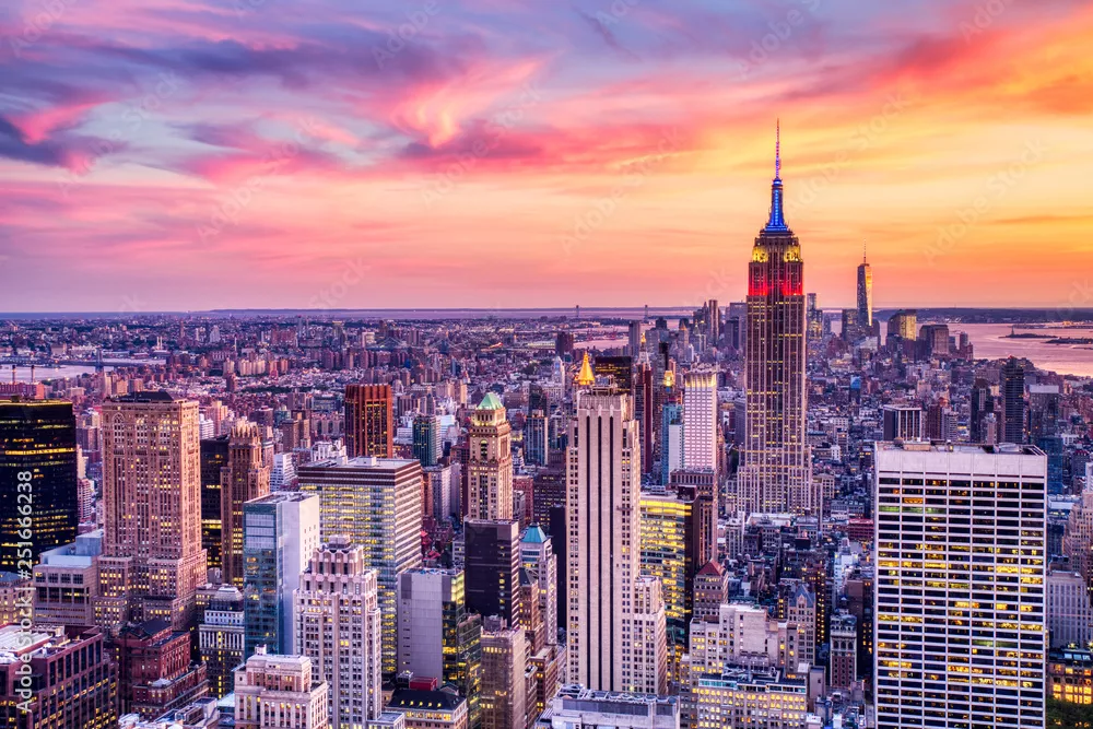 Fototapeta Centrum Nowego Jorku z Empire State Building w Amazing Sunset