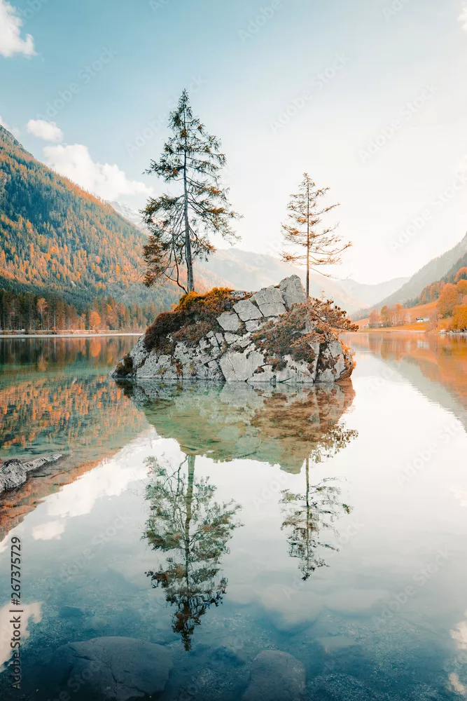 Obraz Jezioro Górskie o Poranku - Refleksje Natury