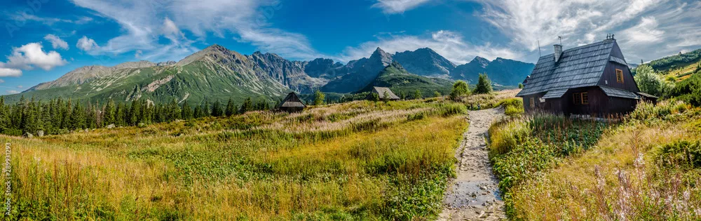 Fototapeta Hala Gąsienicowa, Tatry - sierpień 2019