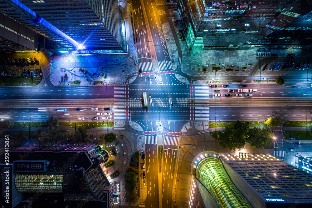 Obraz Nocna Panorama Miejskiej Metropolii z Lotu Ptaka