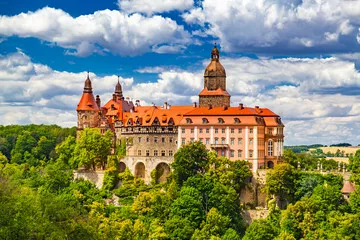Obraz Zamek Książ wśród Malowniczej Scenerii