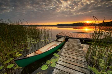 Fototapeta Piękny letni wschód słońca nad jeziorem