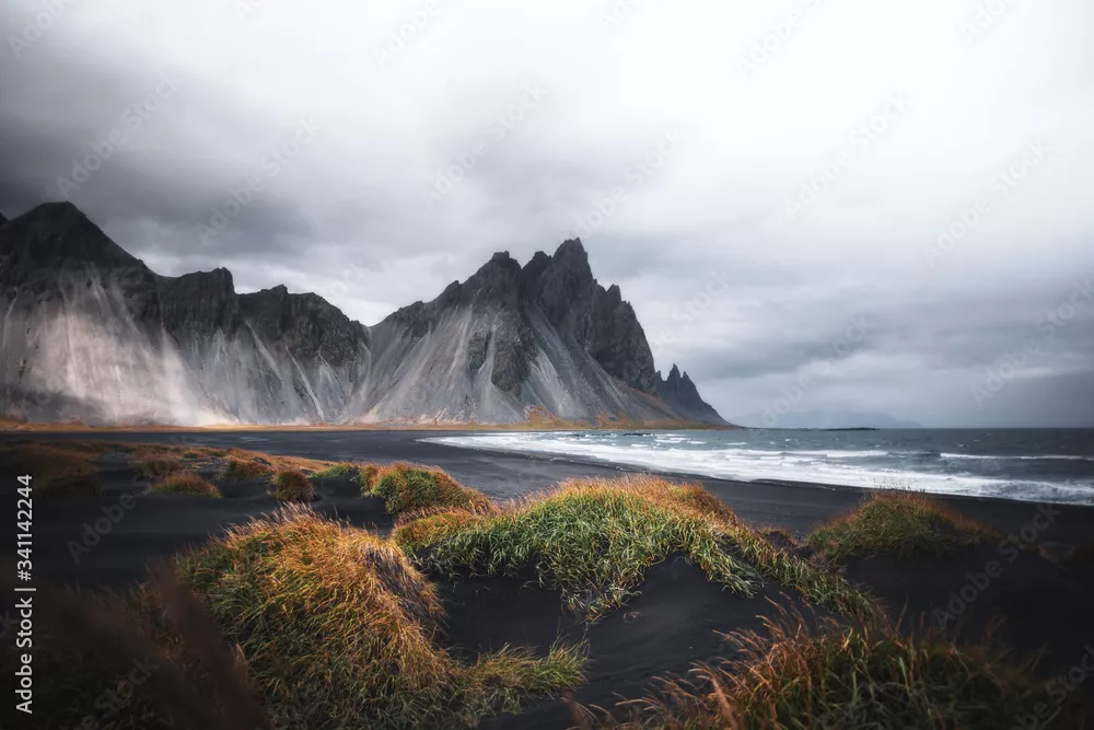 Fototapeta Piękna islandzka plaża Stokksnes