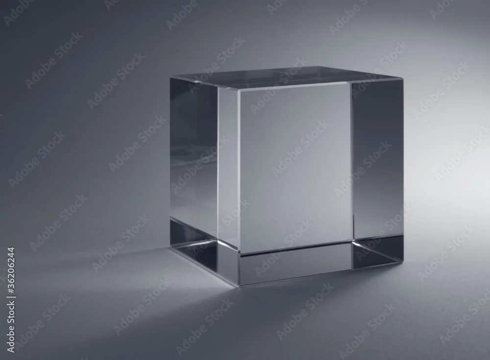 Obraz Przejrzysty Sześcian - Minimalistyczna Elegancja