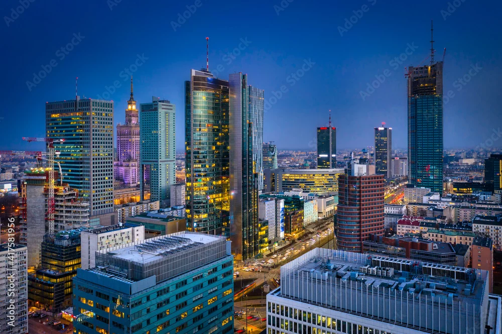 Obraz Warszawa Nocą: Nowoczesna Panorama Miasta
