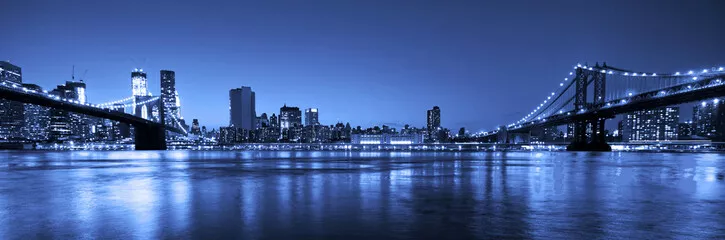 Obraz Widok na mosty Manhattan i Brooklyn oraz panoramę w nocy
