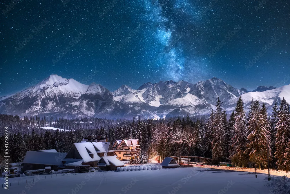 Obraz The Milky Way over the Tatras. Winter, mountain panorama, night. Poland, Zgorzelisko Clearing.
Droga mleczna nad Tatrami. Zima, panorama gór, noc. Polska. Polana Zgorzelisko. 