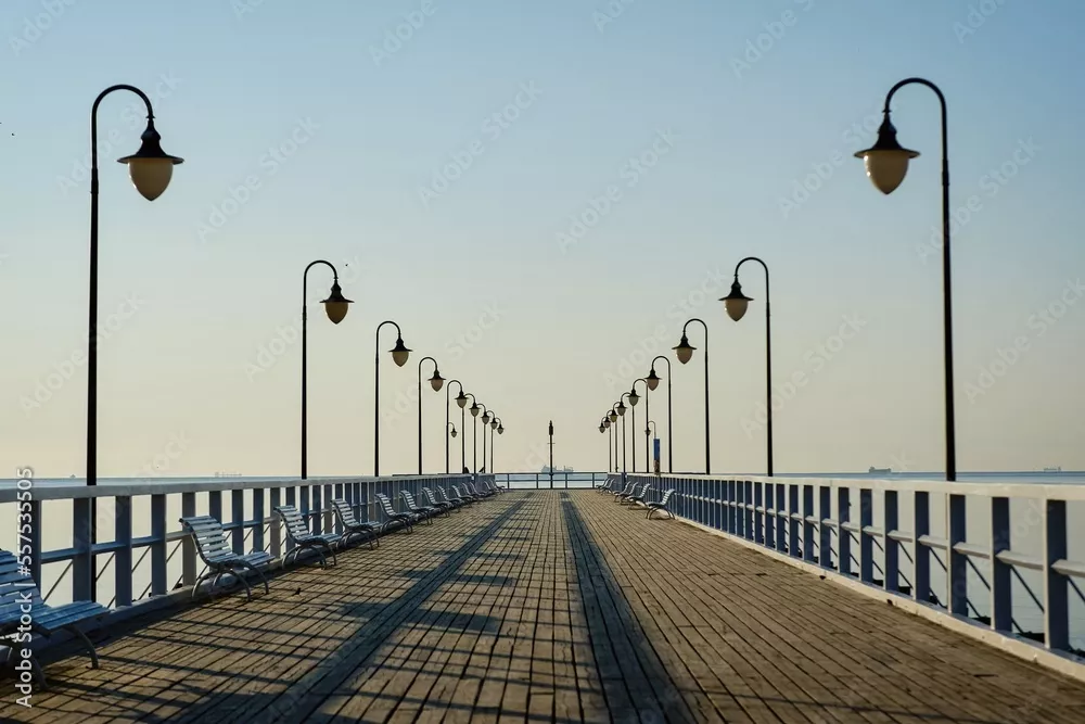 Obraz Nadmorski Molo o Świcie