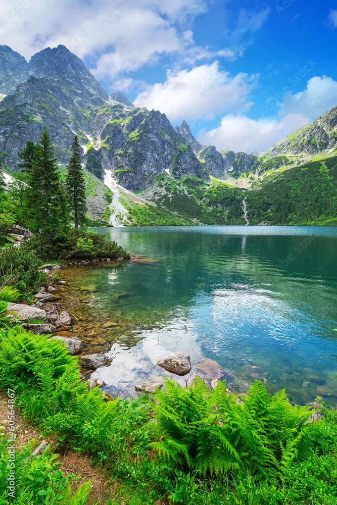 Fototapeta Eye of the Sea Lake w górach Tatra w Polsce