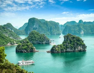 Fototapeta Zatoka Halong w Wietnamie. Miejsce światowego dziedzictwa Unesco.