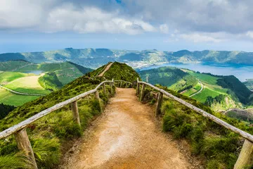 Fototapeta Ścieżka spacerowa do jezior Sete Cidades na Azorach