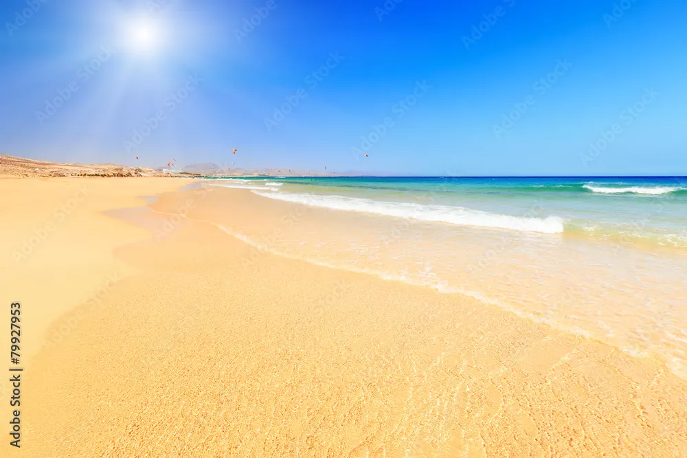 Fototapeta Piękna plaża nad oceanem